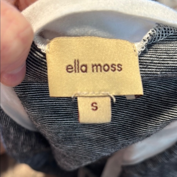 Ella Moss Gray and White Fitted Cuffed Sleeve T-Shirt - Picture 2 of 5